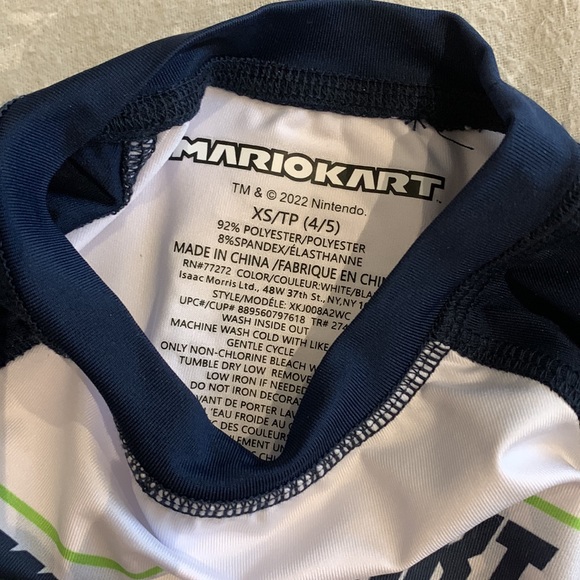 NWT Rash guard Mario Kart - Picture 6 of 7